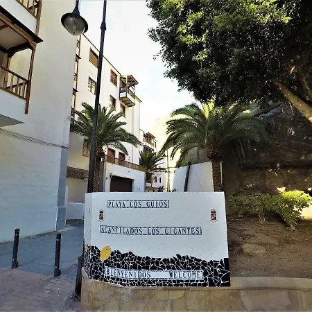 Newly Refurbished First Line Ricien Reformado La Primera Linea Del Maar Acantilado de los Gigantes Exterior photo